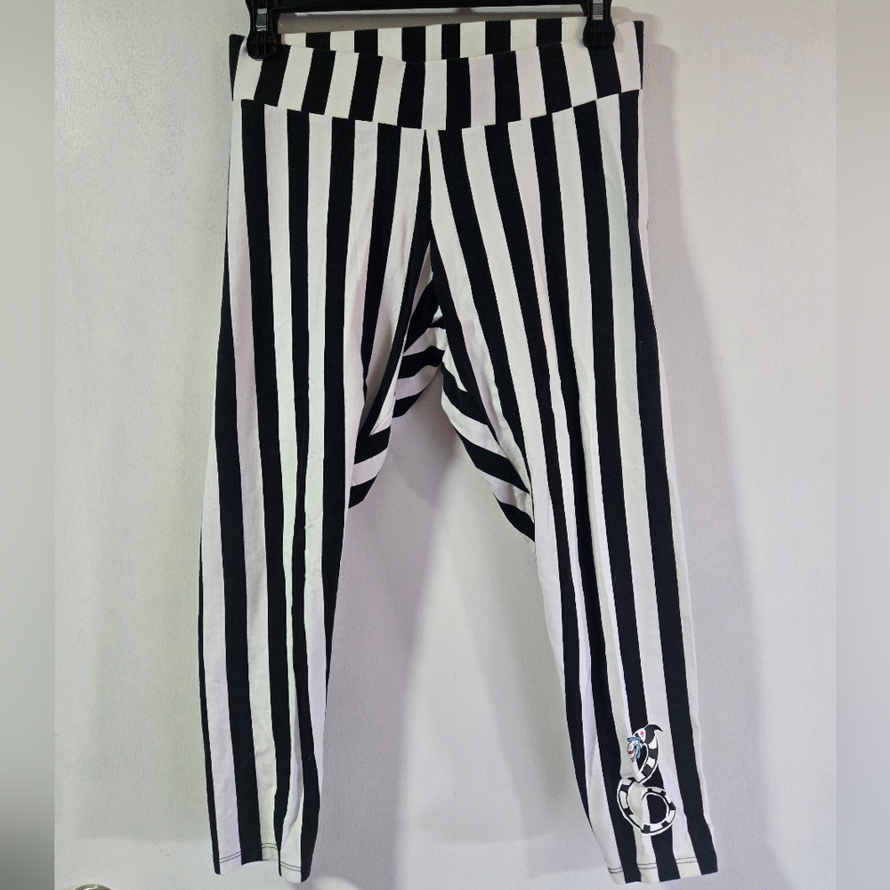 Torrid cropped leggings